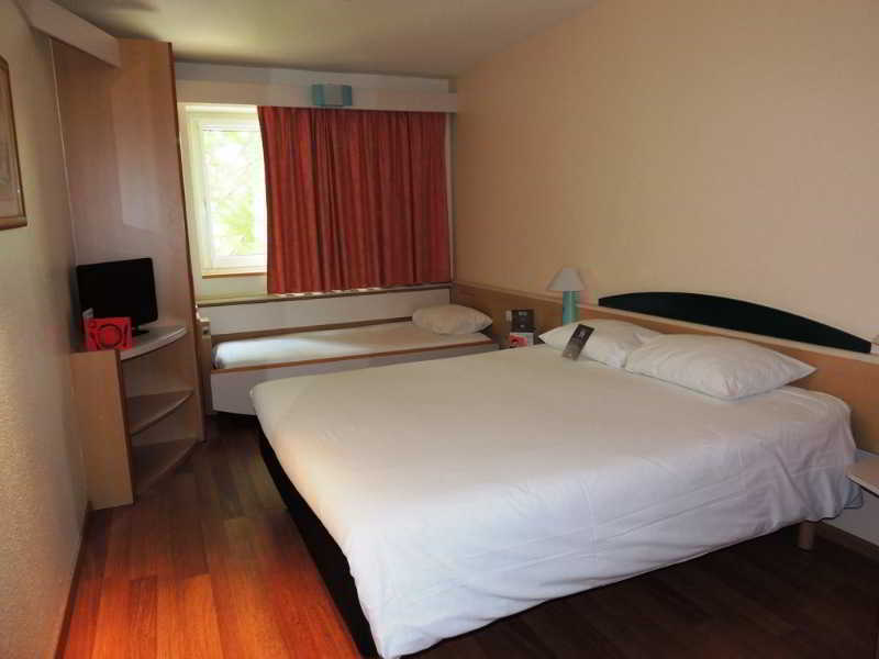 Ibis Murcia Luaran gambar