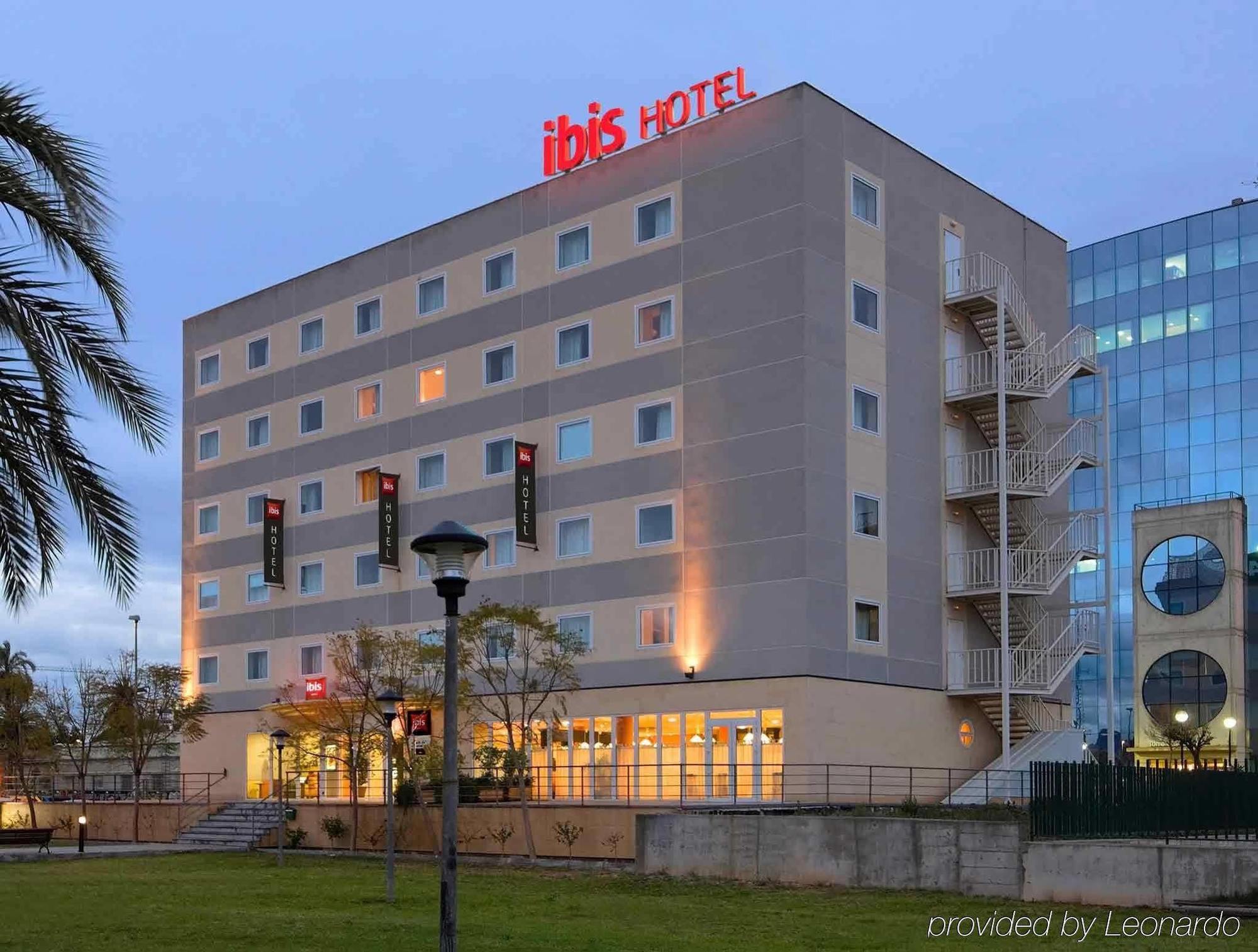 Ibis Murcia Luaran gambar